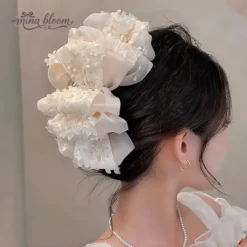 Kẹp tóc cá mập kim loại Mina Bloom màu trắng