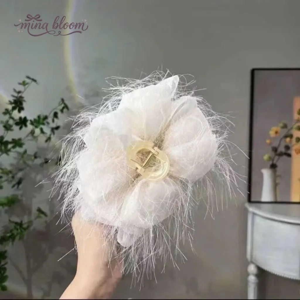 Kẹp Tóc Nơ Vải Mina Bloom Trắng Sữa