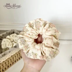 Scrunchie Muslin Mina Bloom hoa nhí