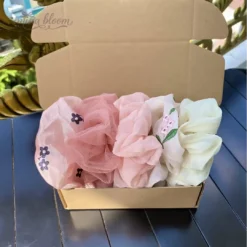 Set quà tặng scrunchies muslin Mina Bloom gửi trọn tâm tình